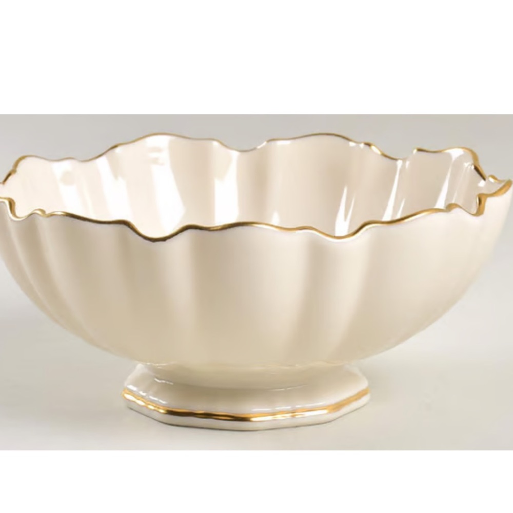 Vintage Lenox Symphony White With Gold Gilt Trim Ruffles Bowl Dish - Picture 8 of 8